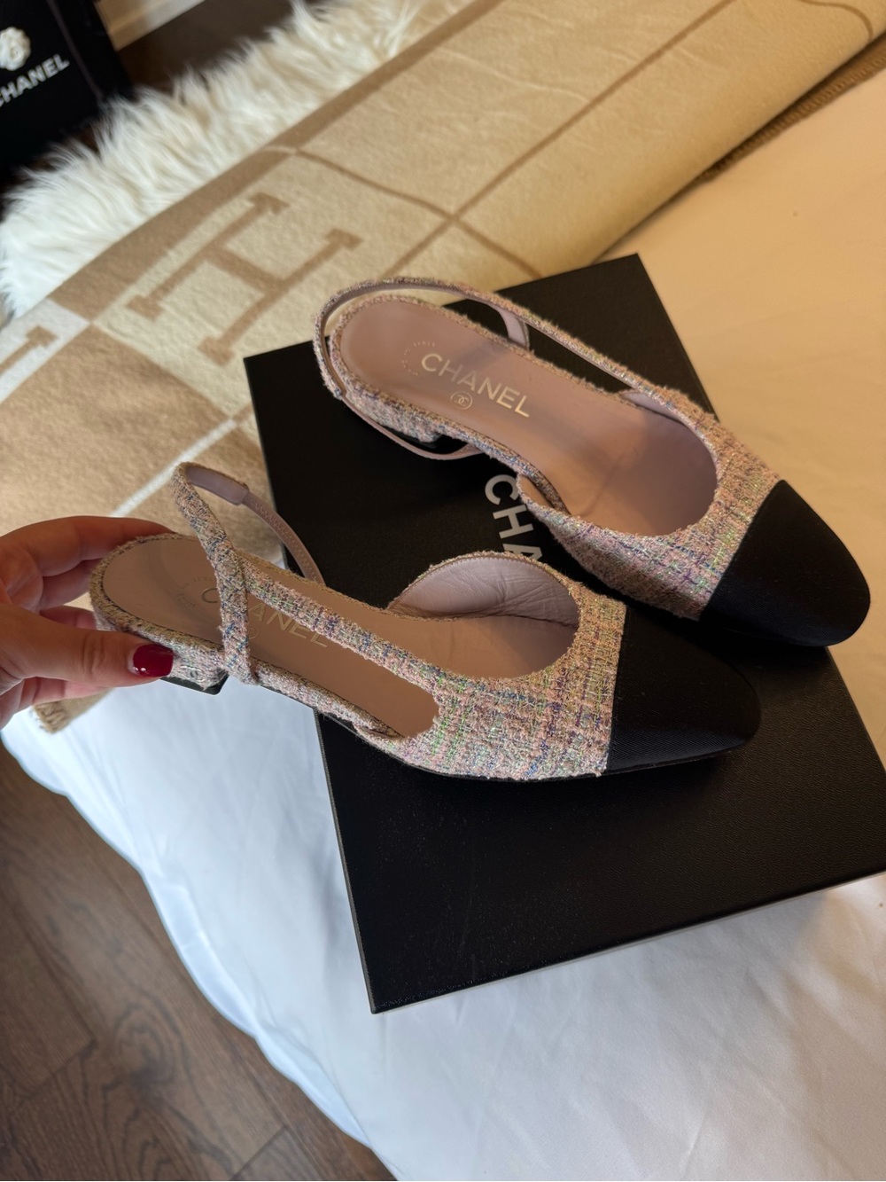 CHANEL Multicolor Tweed Slingback Flats with Black Cap Toe - Picture 2 of 4